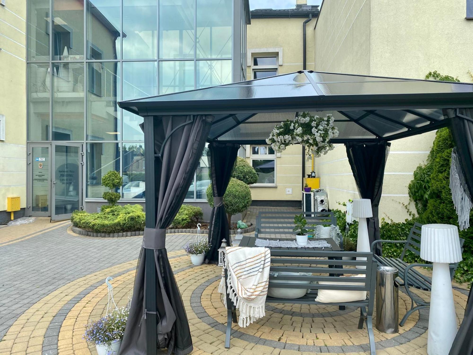 Apartamenty I Pokoje „Pod Jedynka” Konstantynow Lodzki Exterior photo